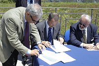 Cerimonia di consegna dei lavori per il nuovo plazzetto dello sport <br>Campobasso 19 maggio 2003 