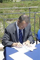 Cerimonia di consegna dei lavori per il nuovo plazzetto dello sport <br>Campobasso 19 maggio 2003 