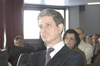 Facolt� di Economia - Campobasso 26 gennaio 2004