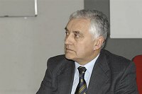 Facolt� di Economia - Campobasso 26 gennaio 2004