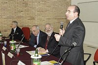 Facolt� di Economia - Campobasso 26 gennaio 2004