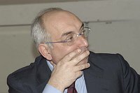 Facolt� di Economia - Campobasso 26 gennaio 2004