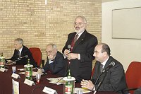 Facolt� di Economia - Campobasso 26 gennaio 2004