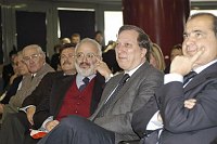 GLI AUGURI DI NATALE E DI UN FELICE ANNO NUOVO DELL'UNIVERSITA' DEGLI STUDI DEL MOLISE<br>