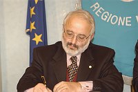 Conferenza stampa di presentazione delle scelte strategiche per l'offerta formativa - Universit� del Molise - Giunta Regionale del Molise - Campobasso 26 gennaio 2004