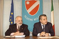 Conferenza stampa di presentazione delle scelte strategiche per l'offerta formativa - Universit� del Molise - Giunta Regionale del Molise - Campobasso 26 gennaio 2004