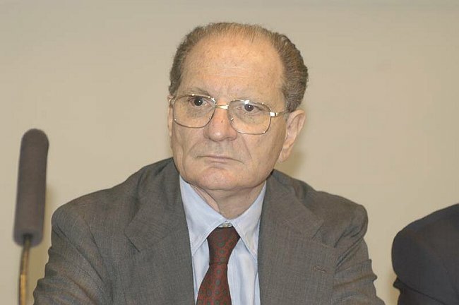 Prof. Pietro PERLINGIERI  Universit� del Sannio