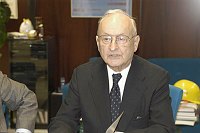 Visita presso il nostro Ateneo, alla presenza del Magnifico Rettore Prof. Giovanni Cannata, delegazione Universit� della Polonia e degli Stati Uniti  -  17/18 novembre 2003 <br>