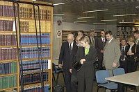 Visita presso il nostro Ateneo, alla presenza del Magnifico Rettore Prof. Giovanni Cannata, delegazione Universit� della Polonia e degli Stati Uniti  -  17/18 novembre 2003 <br>