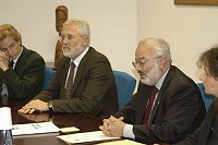 Visita presso il nostro Ateneo, alla presenza del Magnifico Rettore Prof. Giovanni Cannata, delegazione Universit� della Polonia e degli Stati Uniti  -  17/18 novembre 2003 <br>