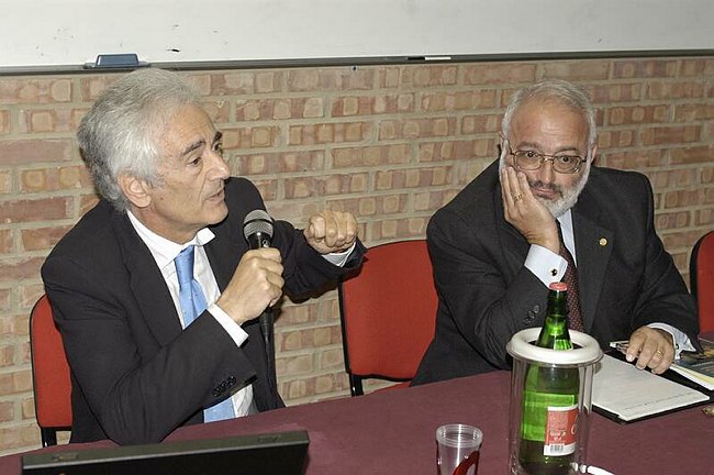 Giornata Inaugurale dei Corsi di Dottorato di Ricerca 2004/05