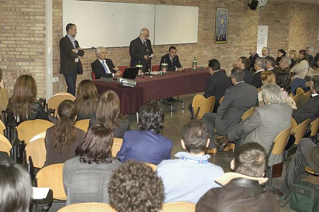 Giornata Inaugurale dei Corsi di Dottorato di Ricerca 2004/05