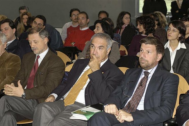 Giornata Inaugurale dei Corsi di Dottorato di Ricerca 2004/05
