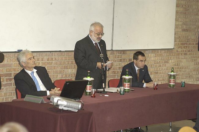 Giornata Inaugurale dei Corsi di Dottorato di Ricerca 2004/05