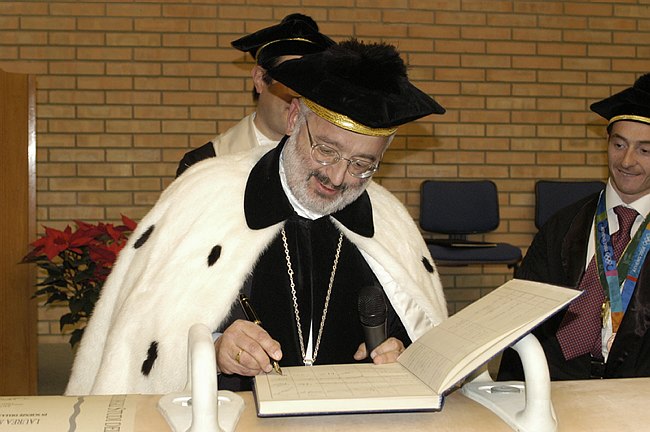 Conferimento Laurea ad Honorem a Jury Chechi