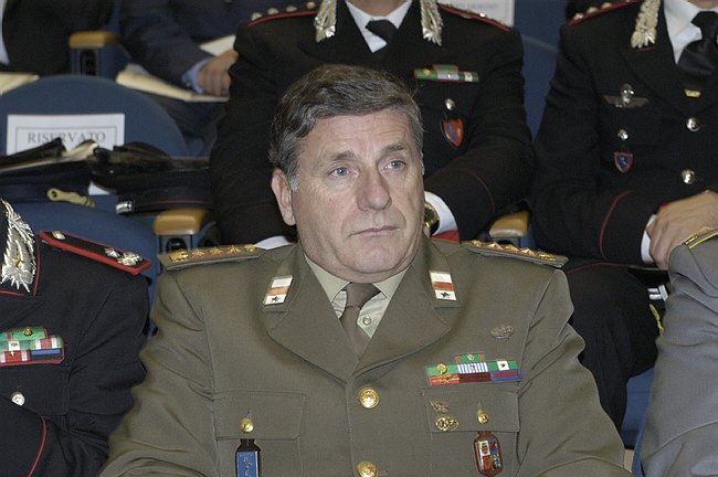 Conferimento Laurea ad Honorem a Jury Chechi