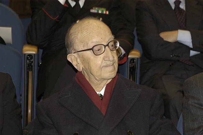 Conferimento Laurea ad Honorem a Jury Chechi