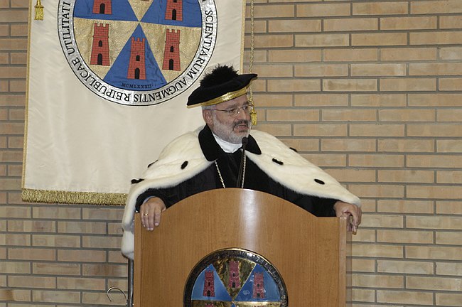 Conferimento Laurea ad Honorem a Jury Chechi