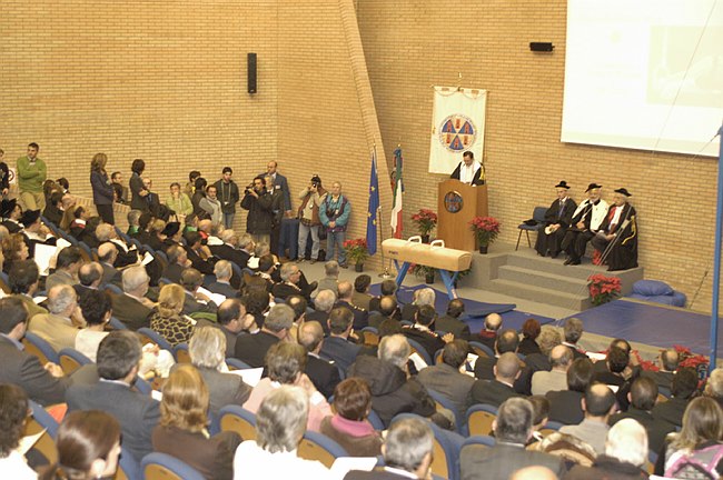Conferimento Laurea ad Honorem a Jury Chechi
