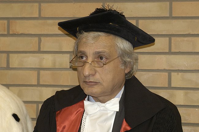 Conferimento Laurea ad Honorem a Jury Chechi