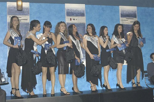 miss_2004_049