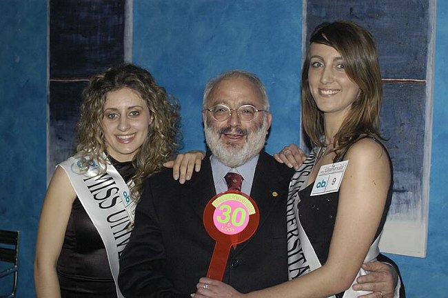 Miss Universit� 2004