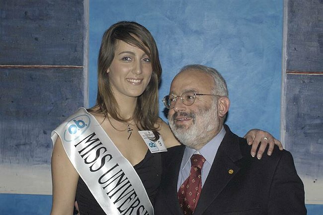 Miss Universit� 2004