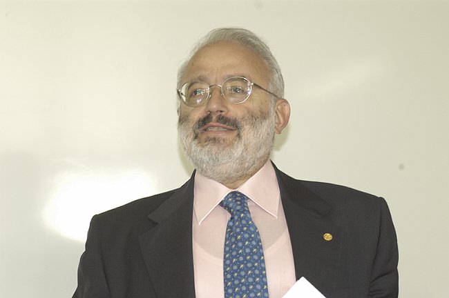 Pari Opportunit�: Conoscenza di Nuovi Percorsi 