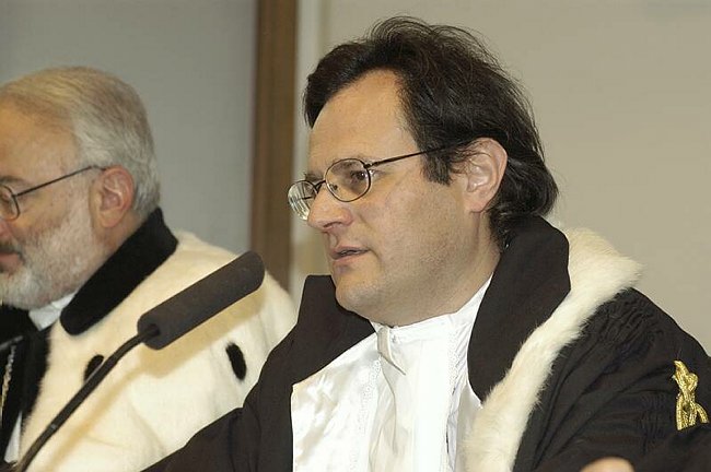 Prof. Guido GILI   Preside     