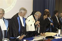 Prima Giornata del Laureato<br>Facolt� di Giurisprudenza<br>Relatore: S.E. Dott. Nicola PASSARELLI<br>Presidente della Corte di Appello del Molise