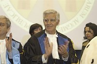 Prima Giornata del Laureato<br>Facolt� di Giurisprudenza<br>Relatore: S.E. Dott. Nicola PASSARELLI<br>Presidente della Corte di Appello del Molise