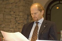 Prima Giornata del Laureato - Facolt� di Scienze Matematiche, Fisiche e Naturali<br>11 aprile 2003 <br>Relatore: Prof. Andrea BALLABIO<br>Direttore Scientifico Telethon