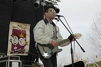 XIII Settimana della Cultura Scientifica e Tecnologica<br>31 marzo 6 aprile <br>Concerto di Edoardo BENNATO - Facolt� di Economia