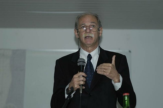 Prof. M. CARRUBA