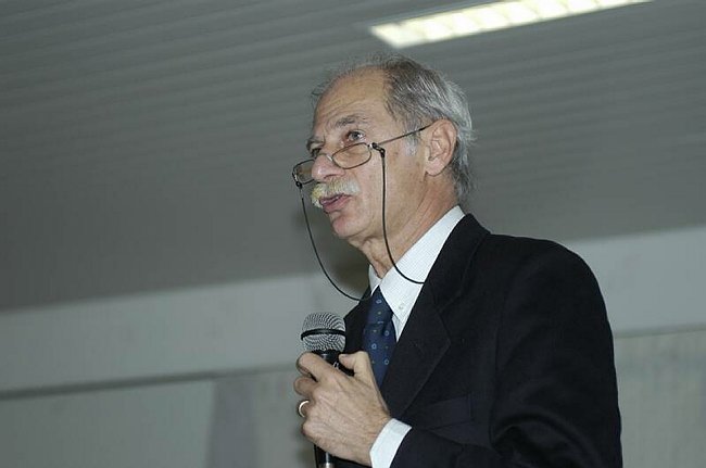Prof. M. CARRUBA