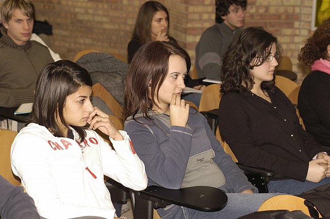 �Il ruolo delle figure femminili nella societ� e nella cultura�