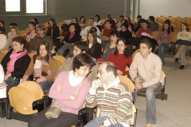 �Il ruolo delle figure femminili nella societ� e nella cultura�