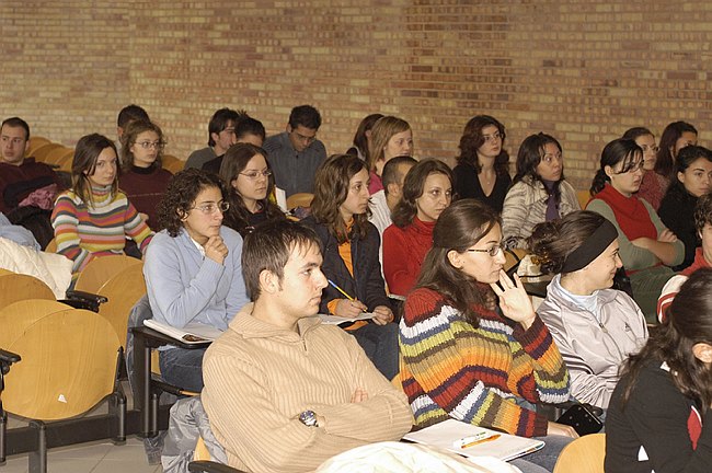 �Il ruolo delle figure femminili nella societ� e nella cultura�