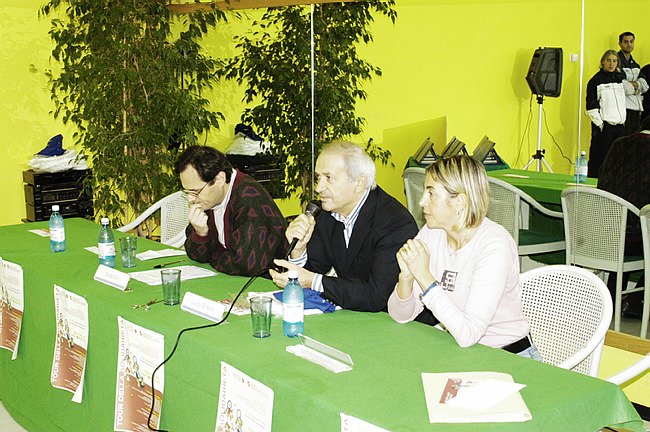 �Tour della solidariet� � tennis in carrozzina�