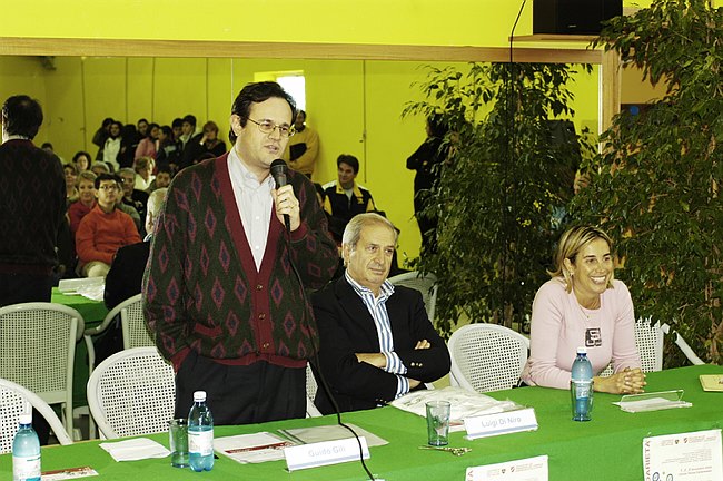 �Tour della solidariet� � tennis in carrozzina�