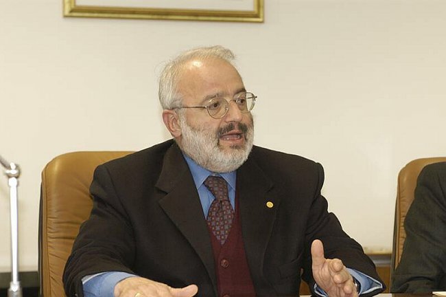 UNIMOL management Conferenza Stampa