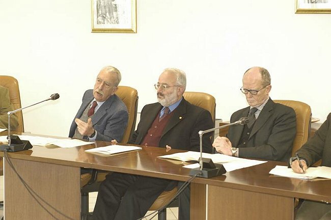 UNIMOL management Conferenza Stampa