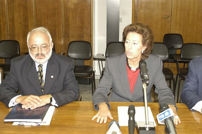 Istituzione della Facolt� di Medicina e Chirurgia