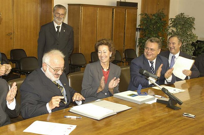 Istituzione della Facolt� di Medicina e Chirurgia