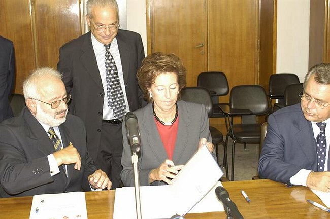 Istituzione della Facolt� di Medicina e Chirurgia