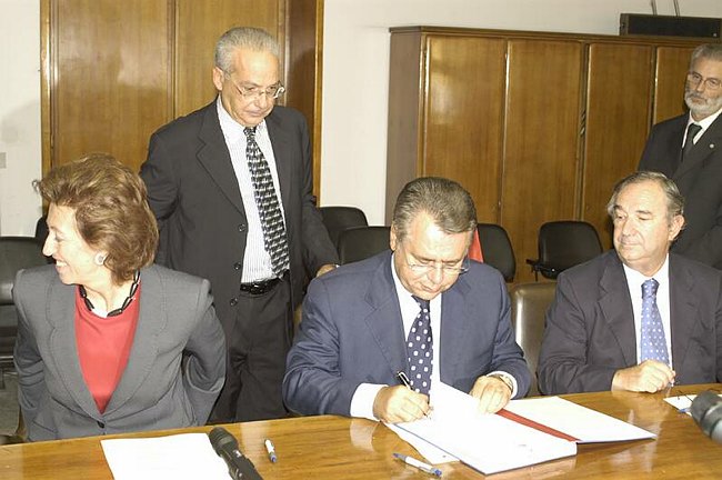 Istituzione della Facolt� di Medicina e Chirurgia