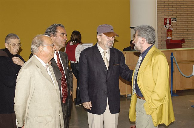 Un libro in biblioteca. Elogio di uno scrittore