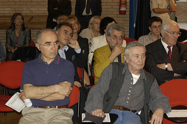 Un libro in biblioteca. Elogio di uno scrittore