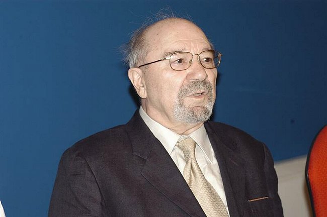 Un libro in biblioteca. Elogio di uno scrittore