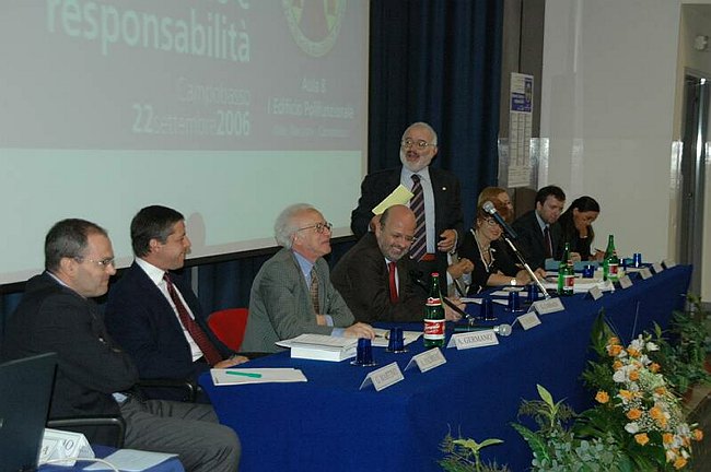 Alimenti, danno e responsabilit�